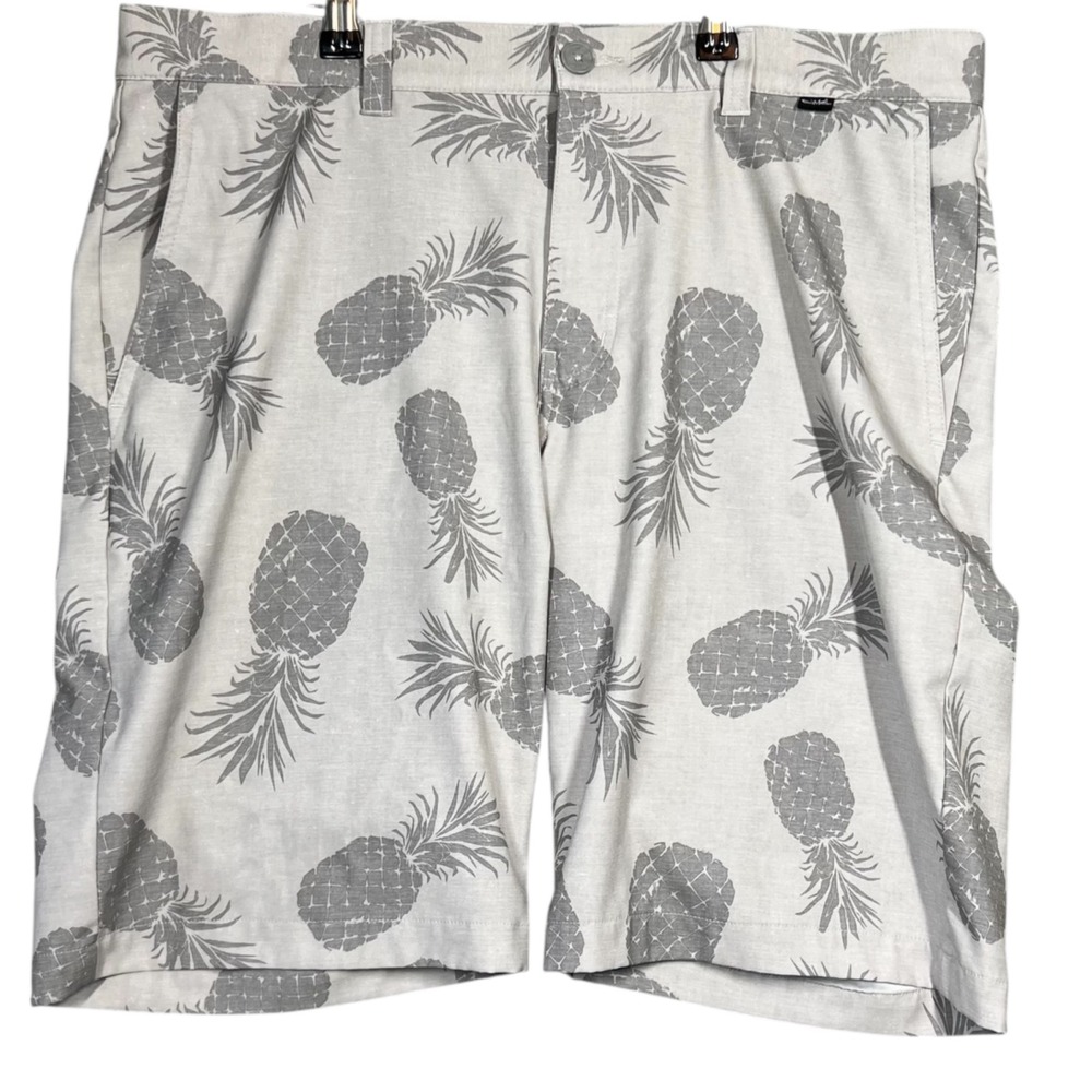Travis Mathew Shorts‎ Mens 35 Gray Pineapple Lightweight Outdoors Golf Preppy
